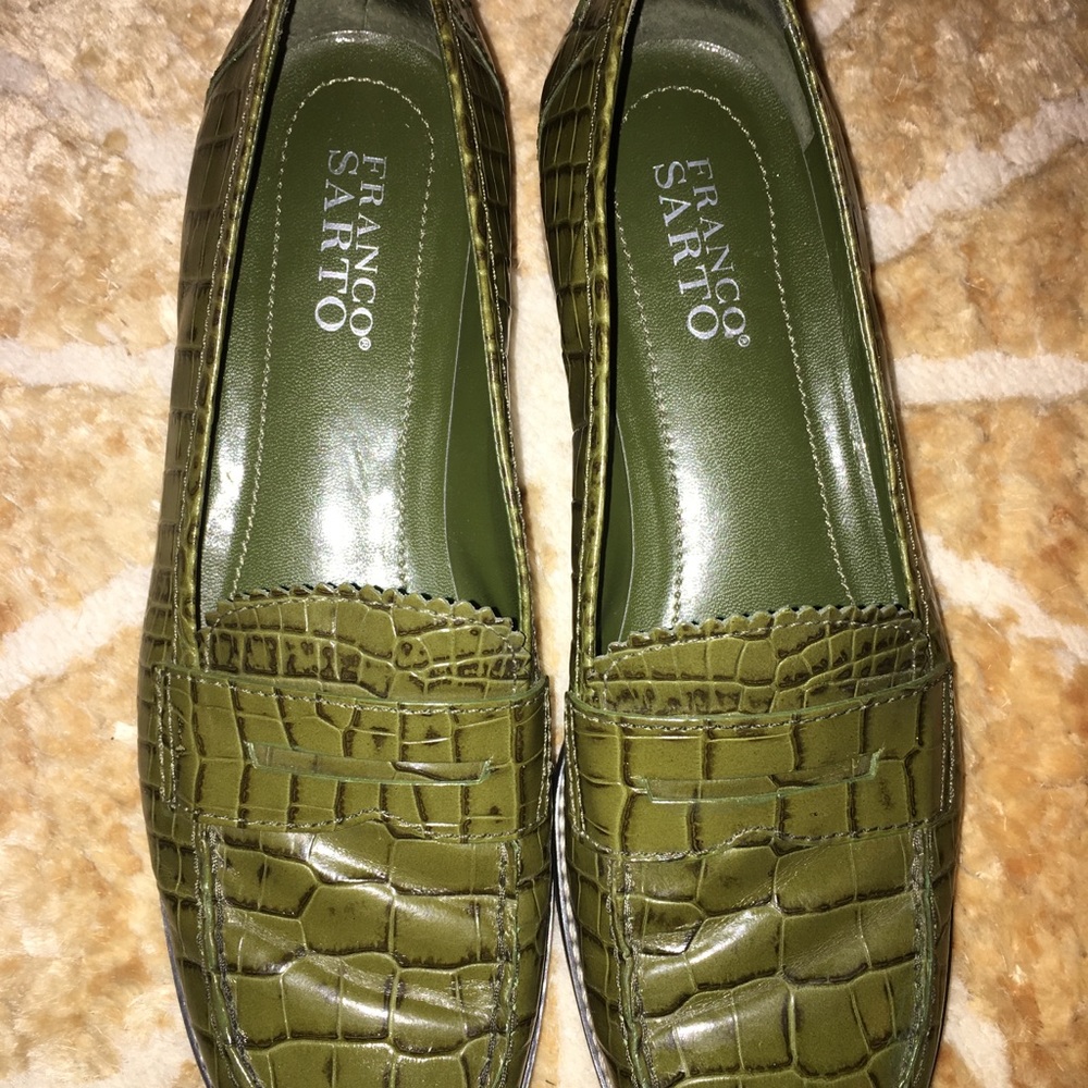 Franco sarto olive green leather loafers